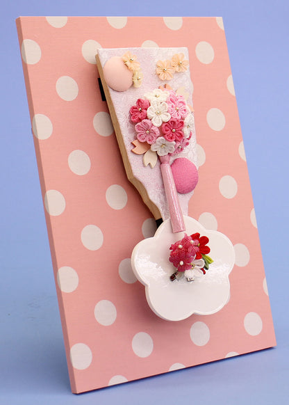 壁掛け羽子板　梅丸左から　