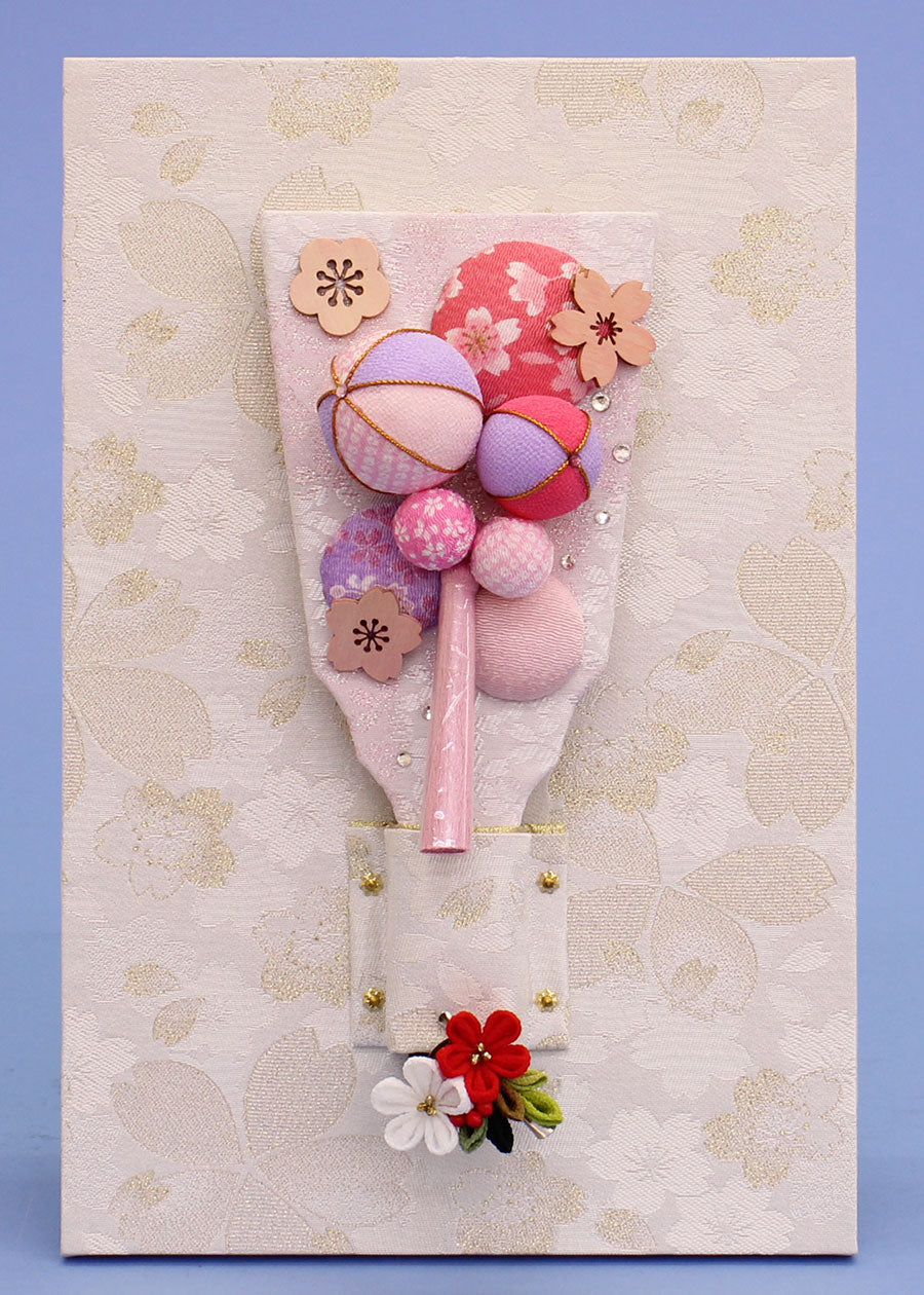 ９９壁掛飾り 高さ30cm 7号おしゃれ羽子板 ピンクまり 白桜