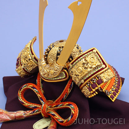 五月人形 単品兜 高さ21cm ８号長鍬形金小札朱赤縅