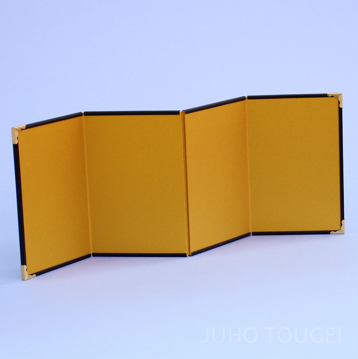 Folding screen for May dolls and Hina dolls, for handicrafts, 15cm high, gold folding screen, four-panel gold　With decorative metal fittings