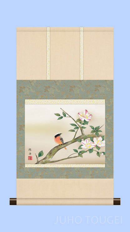 Mini Flower and Bird Painting Hanging Scroll – Sasanqua Camellia and Daurian Redstart by Nagae Keishu