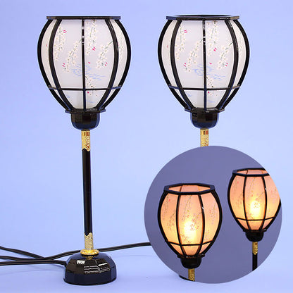 Lanterne poupée Hina (en boise) avec cordon lumineux 33 cm taille moyenne Natsume