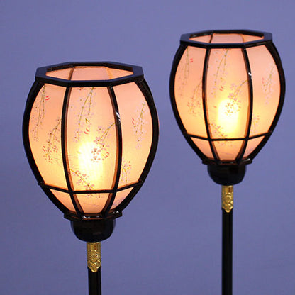 Lanterne poupée Hina (en boise) avec cordon lumineux 33 cm taille moyenne Natsume