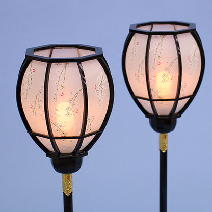 Lanterne poupée Hina (en boise) avec cordon lumineux 33 cm taille moyenne Natsume