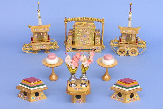 雛道具三段飾り用6点セット 金彩ケヤキ風リボン(木製)