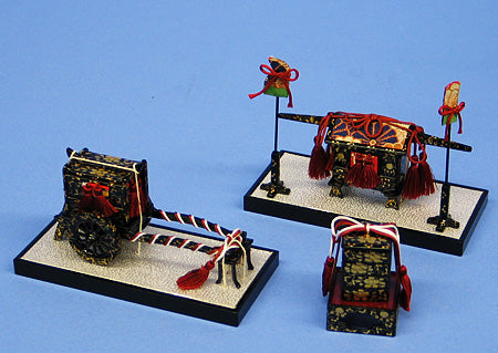 15号本金三つ葉唐草(木製)　御所車・御カゴ・重箱