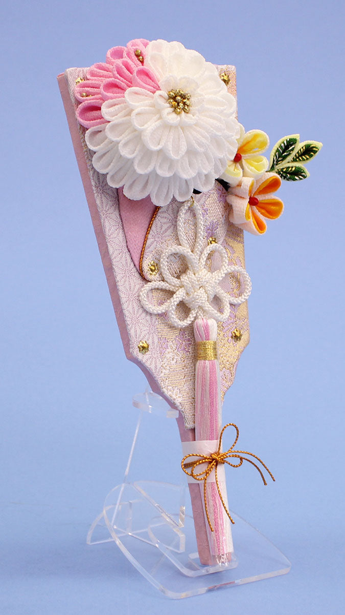 【オーダー品】つまみ細工　羽子板　梅の花 オーダー品】つまみ細工 羽子板 梅の花 オーダー品】つまみ細工 羽子板