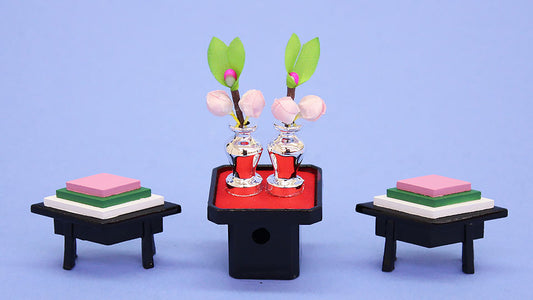 雛道具菱高三宝 15号 黒塗り献上 (木製)