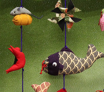 Streamer de carpe suspendu, hauteur 65 cm, décoration de table à suspendre, avec support