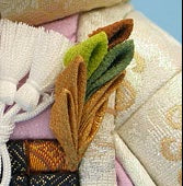 コサージュあり