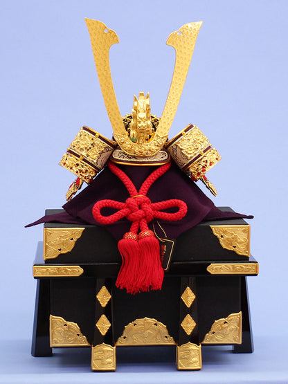 五月人形 単品兜 高さ48cm 一徳作 10号純金箔押合わせ鉢兜竜頭付き兜