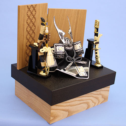 Boy's Day Doll kabuto Storage Set Width 30cm Compact No. 3 Smoked Silver Rising Dragon Tamo Shippo