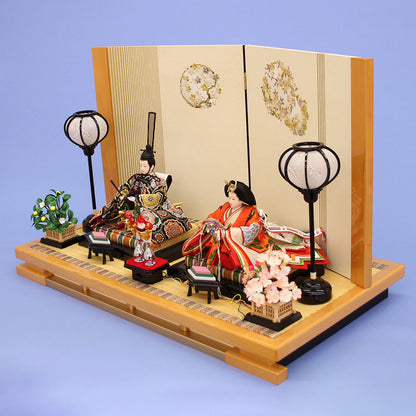 雛人形平飾り 京十二番極上正絹　箔花丸　横から