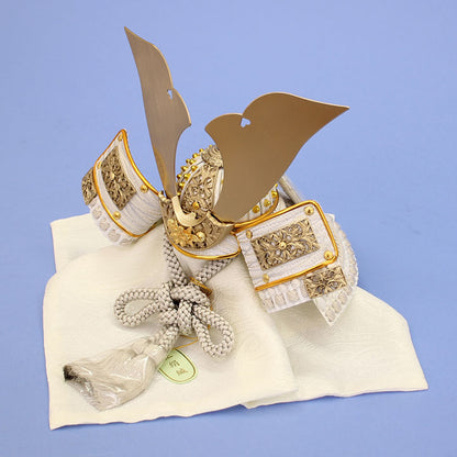 一徳作８号桜金物兜櫃なし　横から