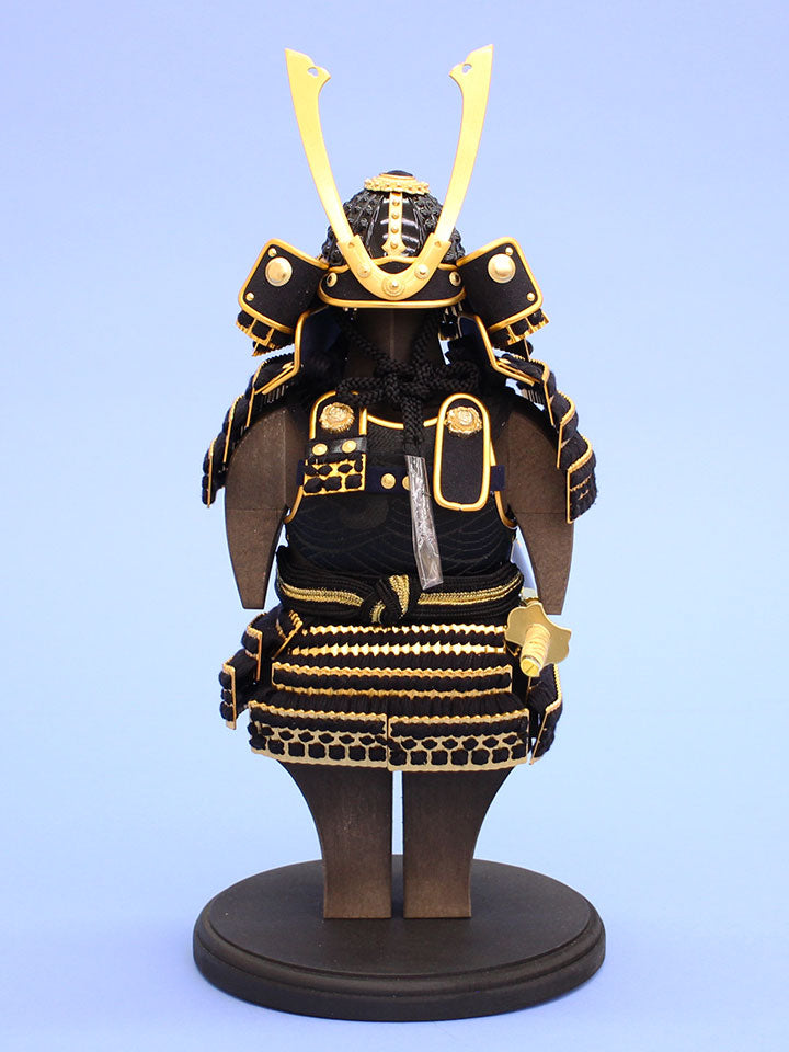 五月人形 単品鎧 高さ 33cm 雄山作 タンゴ侍 墨虎
