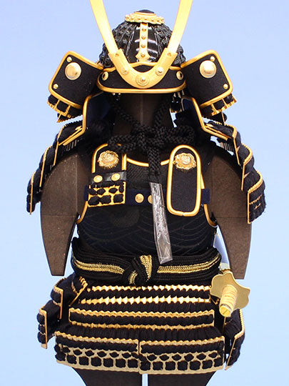 五月人形 単品鎧 高さ 33cm 雄山作 タンゴ侍 墨虎