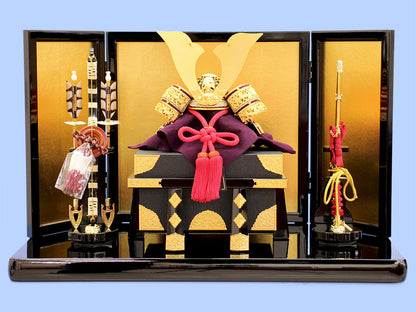 幅 70㎝9号竹雀兜 金沢箔屏風平飾り