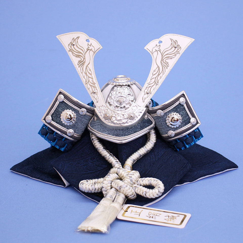 五月人形 単品兜 高さ13cm 仰秀作　３号　紫紺兜　櫃なし