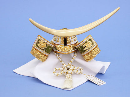 五月人形 単品兜 高さ18cm 仰秀作　６号　新緑の伊達兜　櫃なし