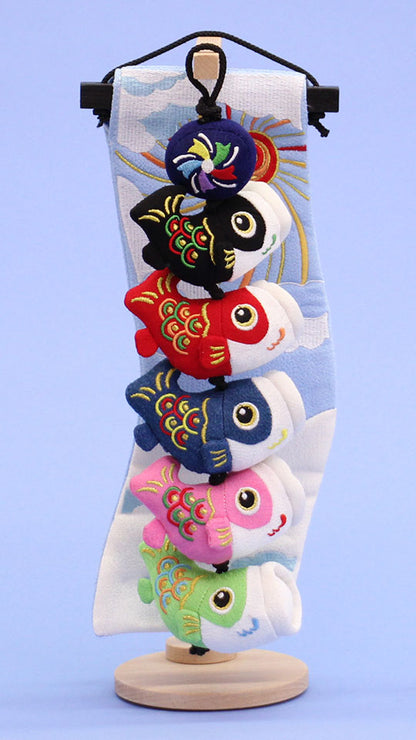 つるしタイプ鯉のぼり 高さ34cm 鯉5匹空(極小)タペ台付き