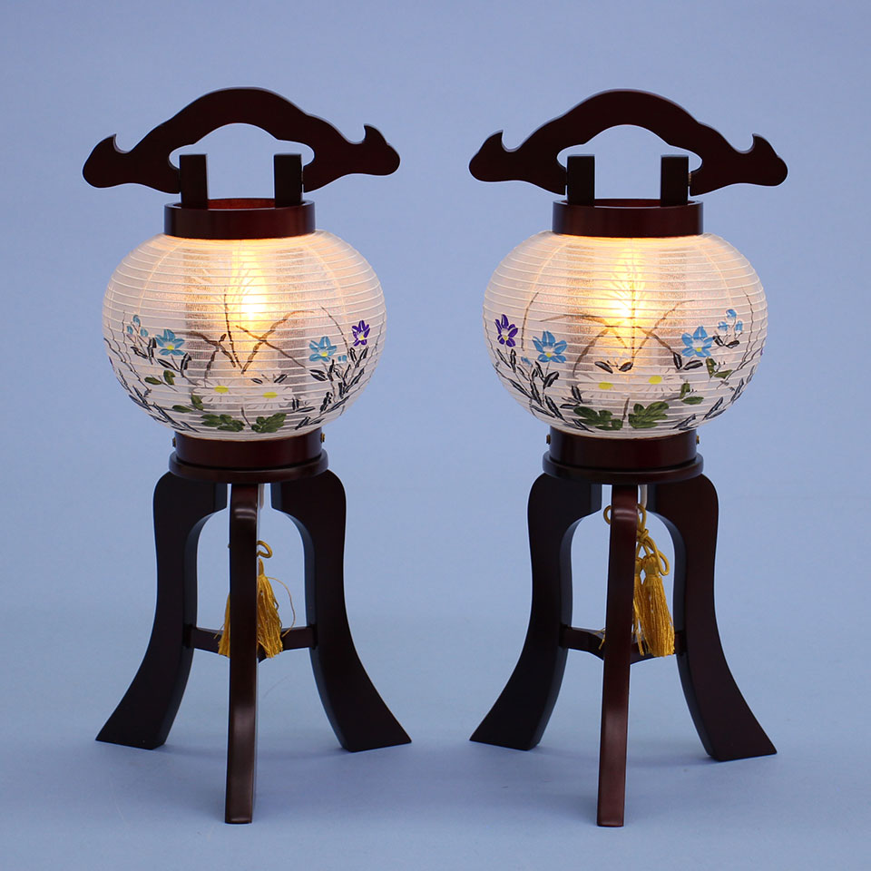 コンパクト盆提灯 さくら4号(芙蓉に桔梗)高さ31cm LEDコードレス大内行灯　明所点灯