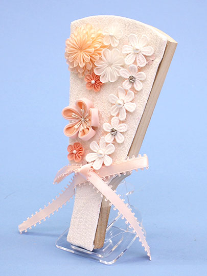 ヘッドドレス羽子板　結（白）アクリルスタンド付き　横から