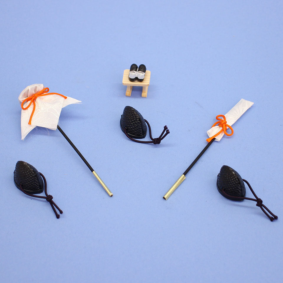 雛人形の持ち物、小道具　三人仕丁 ①柳小道具セット