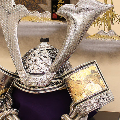 Boy's Day doll kabuto case decoration, height 56cm, size 25, bronze