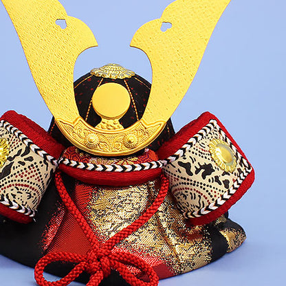 木目込み勇将兜ズーム