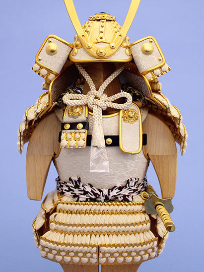 五月人形 単品鎧 高さ 33cm 雄山作 タンゴ侍 白之新