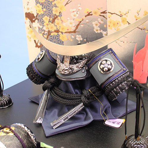 May Doll kabuto Decoration Width 51cm Masamune Date kabuto Gold-painted Red and White Plum Blossoms Drawer Storage Three-Tier Decoration Set