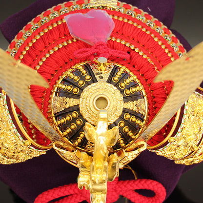 五月人偶单个兜，高48厘米，一得作，编号10号，纯金箔压制碗形兜带冠